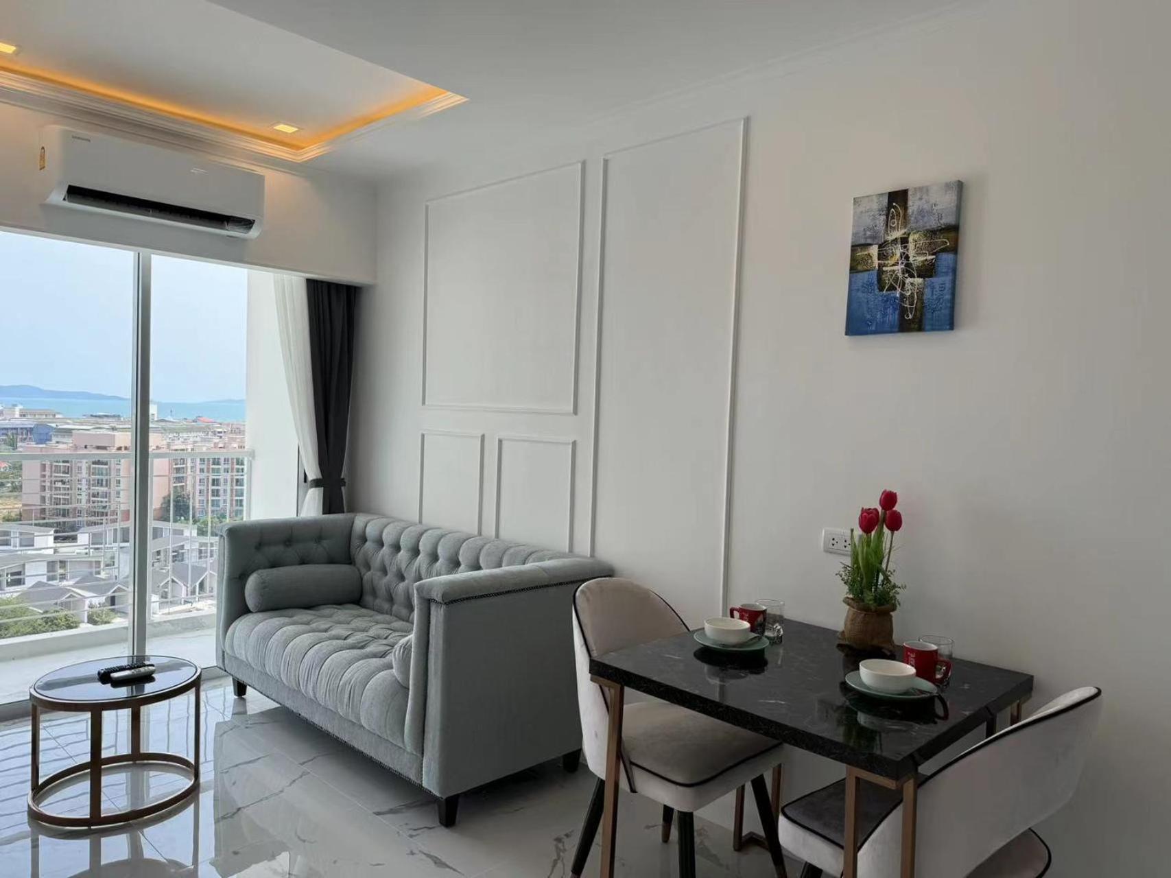 The Empire Chic Residence Jomtien & Yahaha Exterior photo