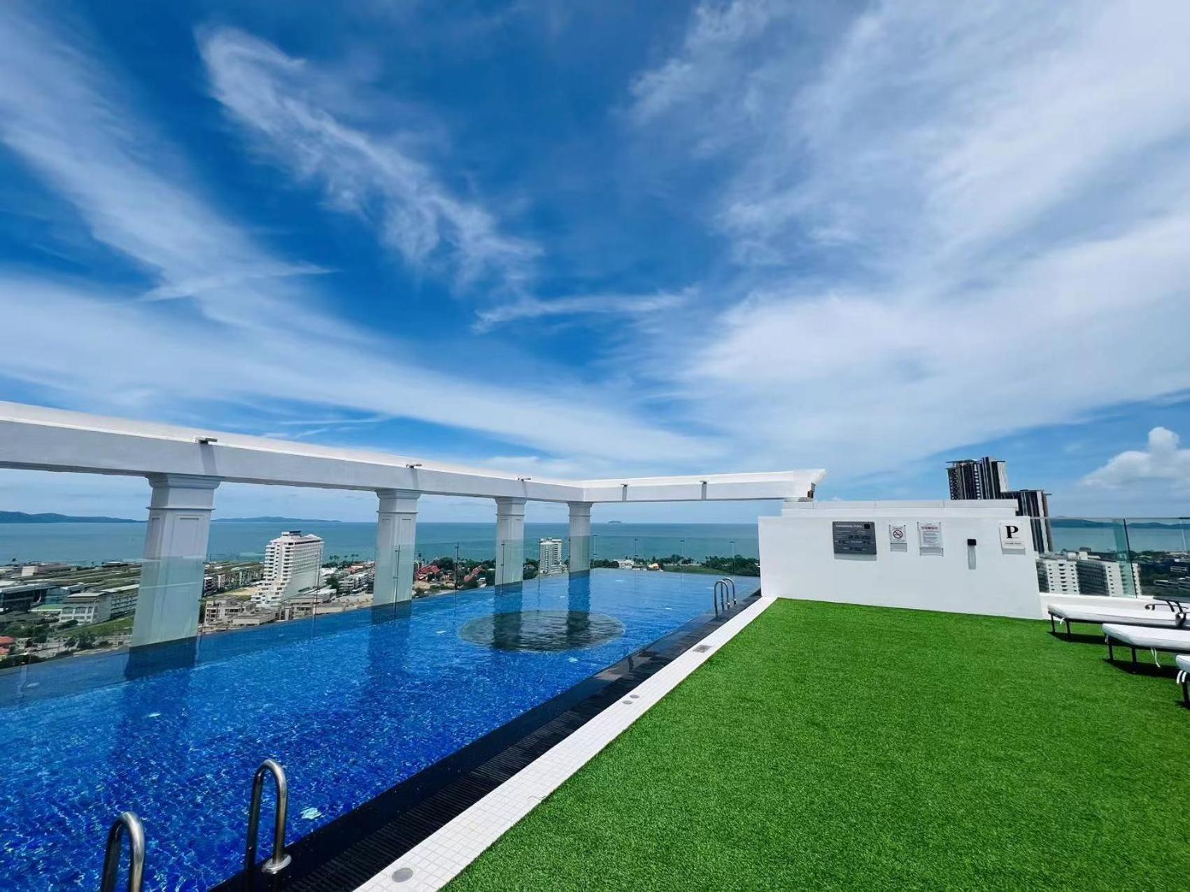 The Empire Chic Residence Jomtien & Yahaha Exterior photo